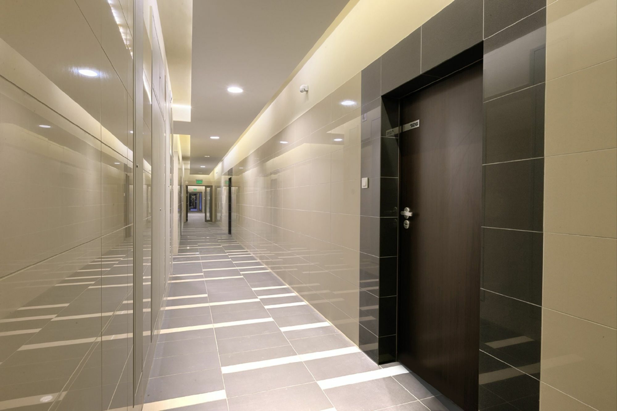 City Aparthotel Ochota Warsaw Exterior photo